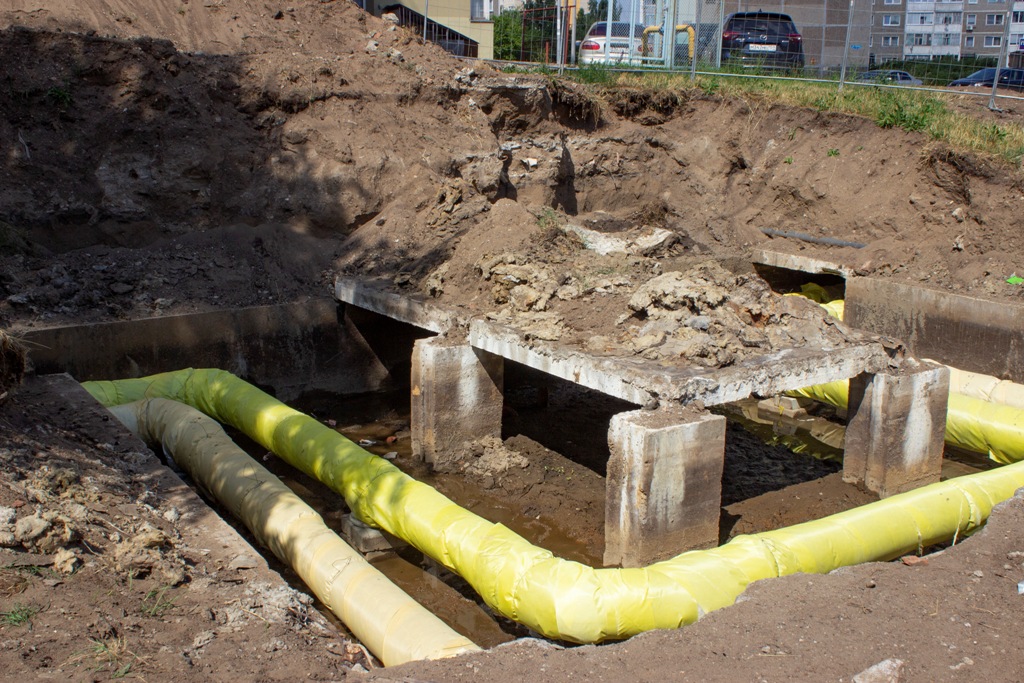 Ремонтные работы в микрорайоне "Азинский"