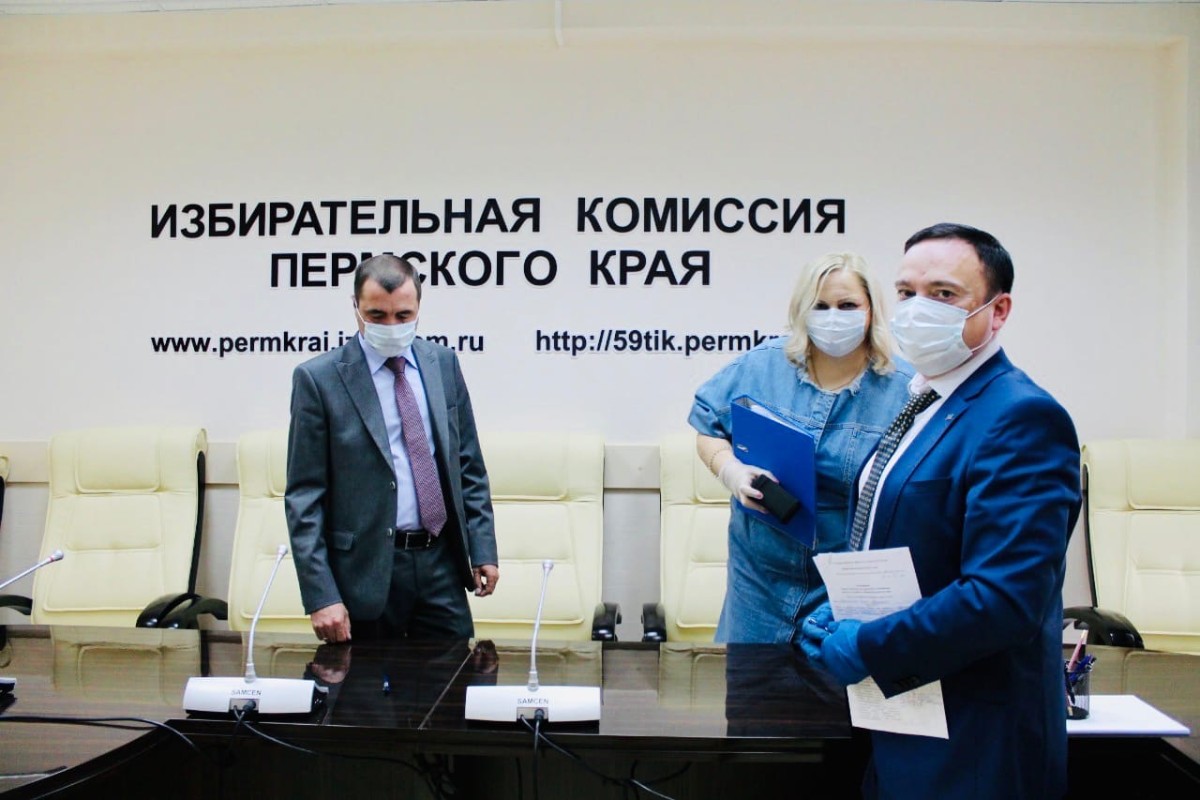 Олег Постников